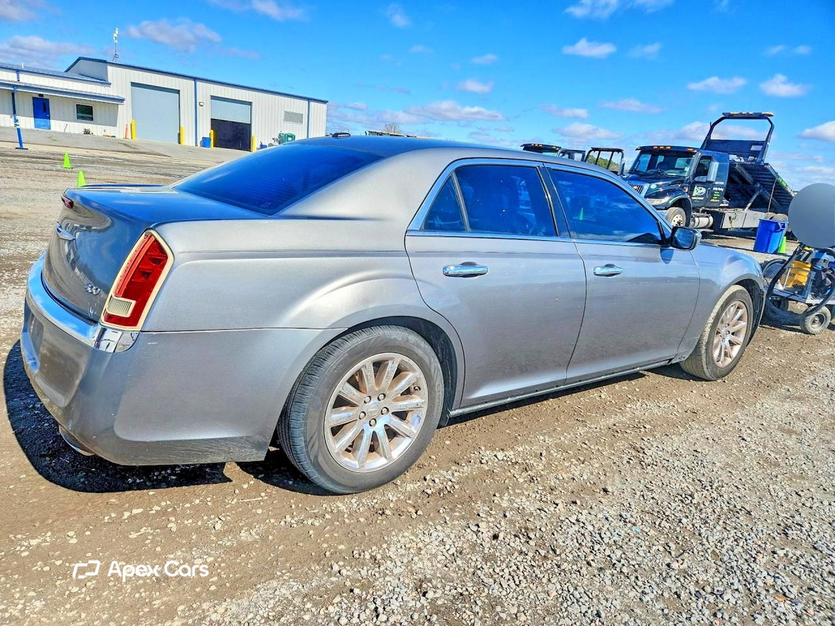 Chrysler 300 2012