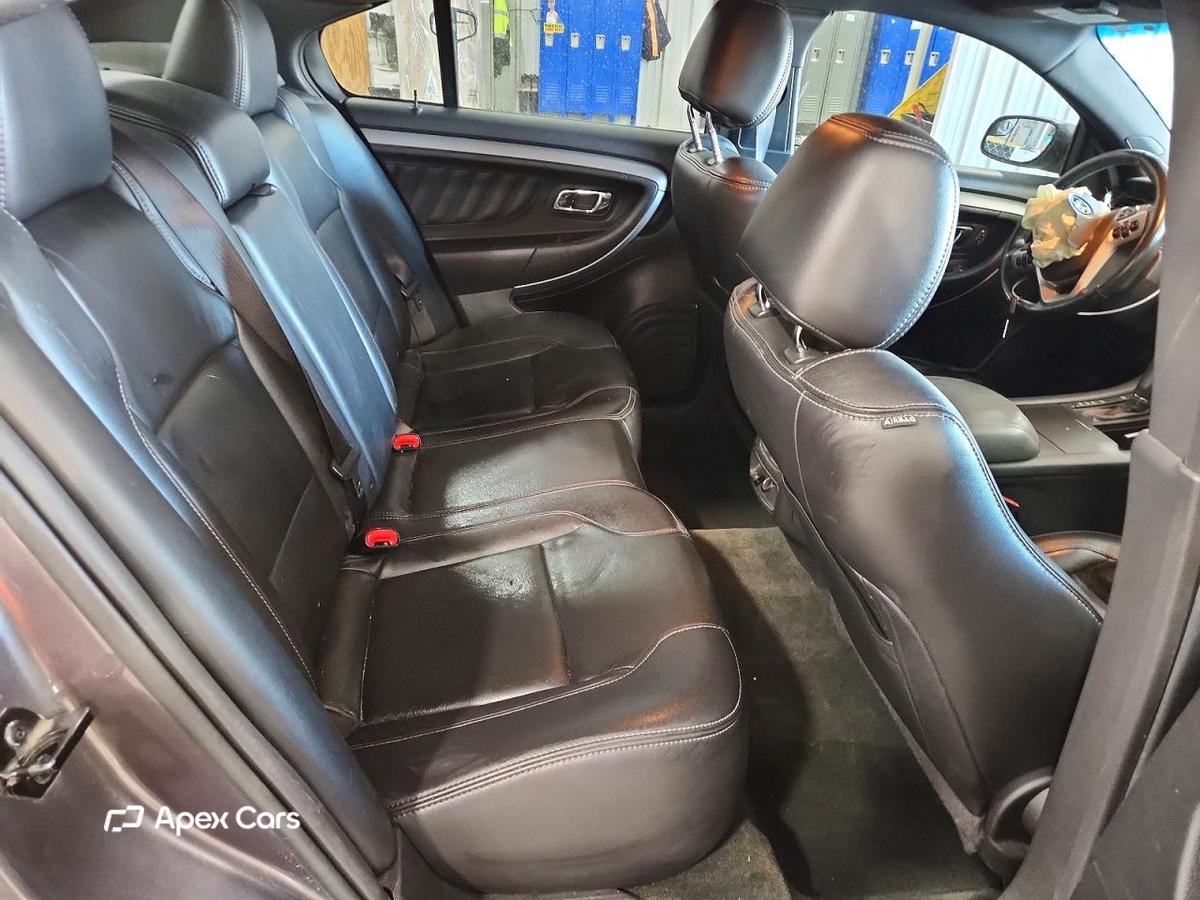 Ford Taurus 2013