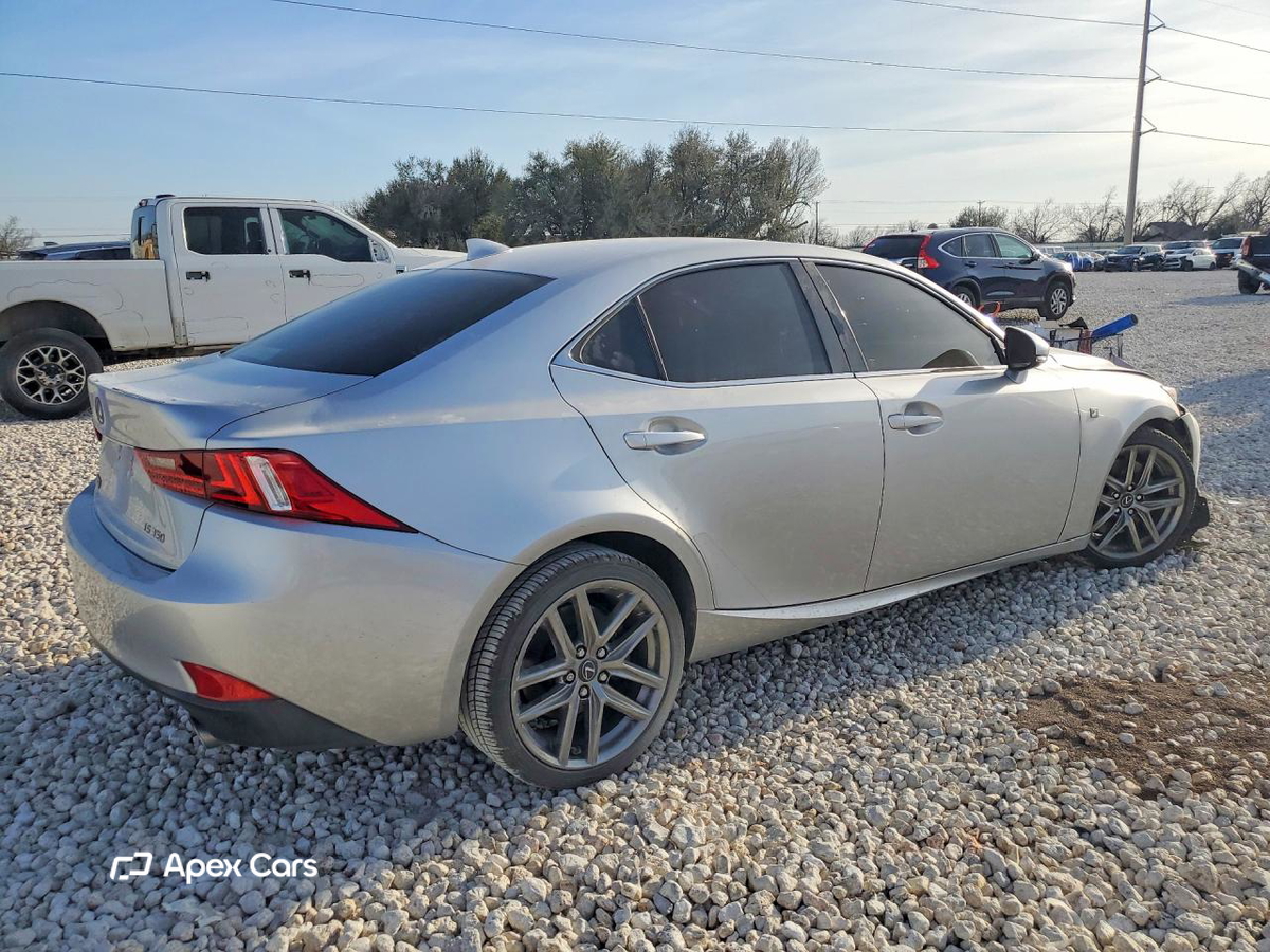 Lexus IS 2016