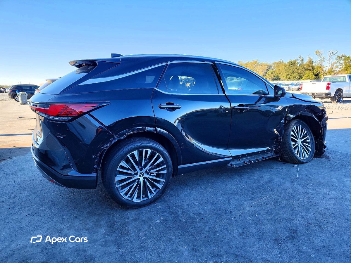Lexus RX 2023