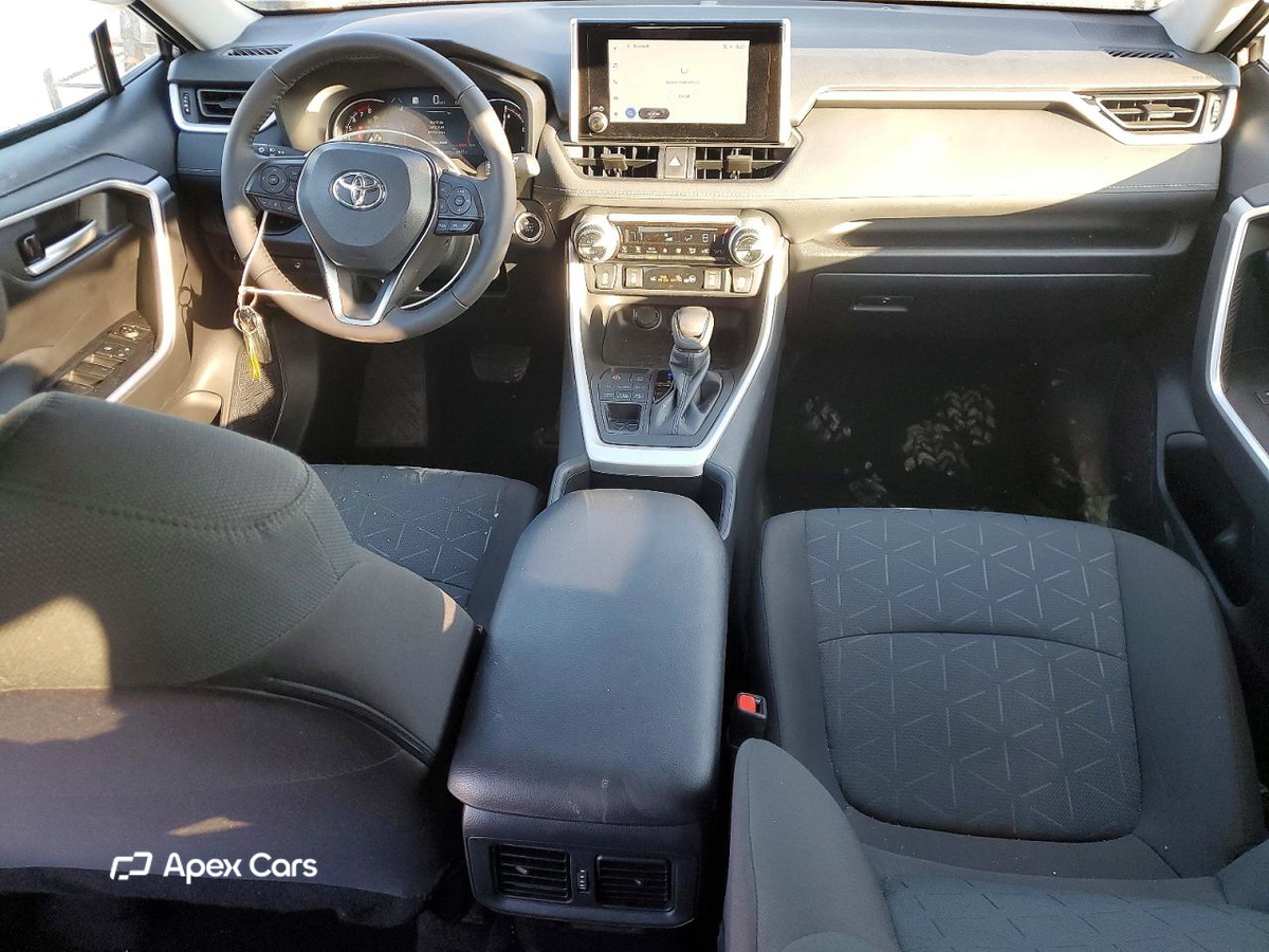 Toyota RAV 4 2025