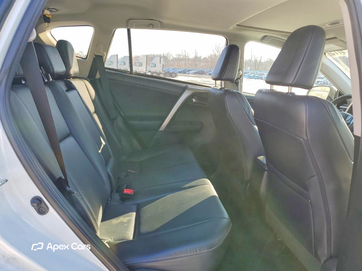 Toyota RAV 4 2015