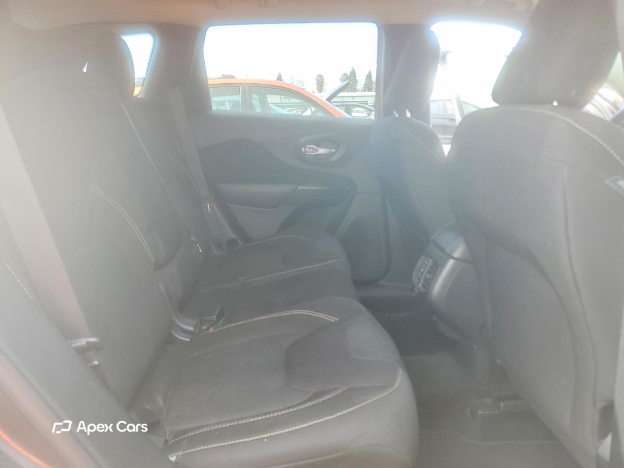 Jeep Grand Cherokee 2016