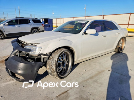 Chrysler 300 2015 - Image 1 of 14