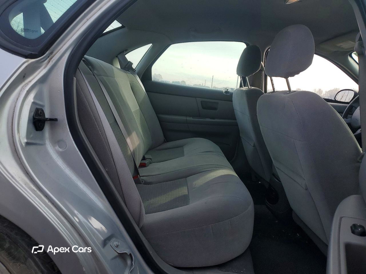 Ford Taurus 2005