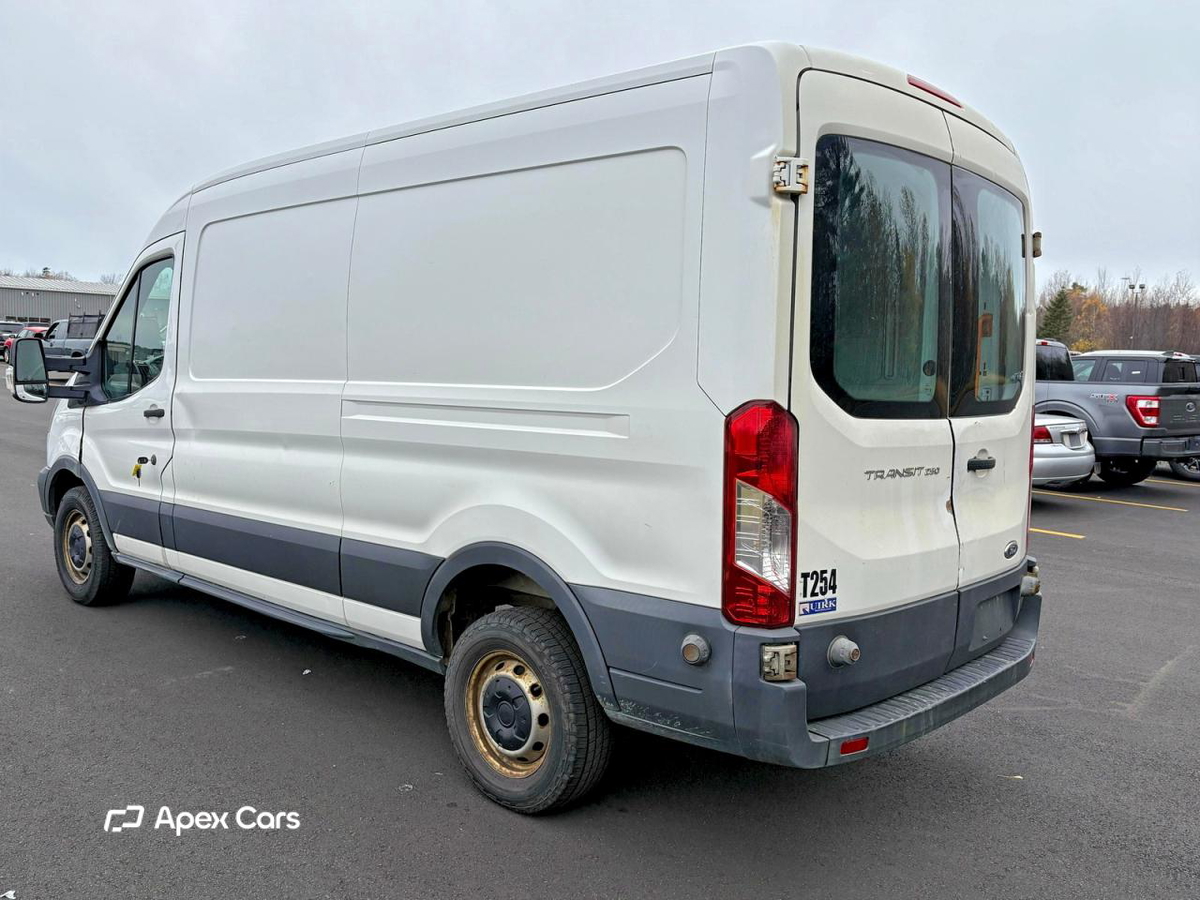 Ford Transit 2015