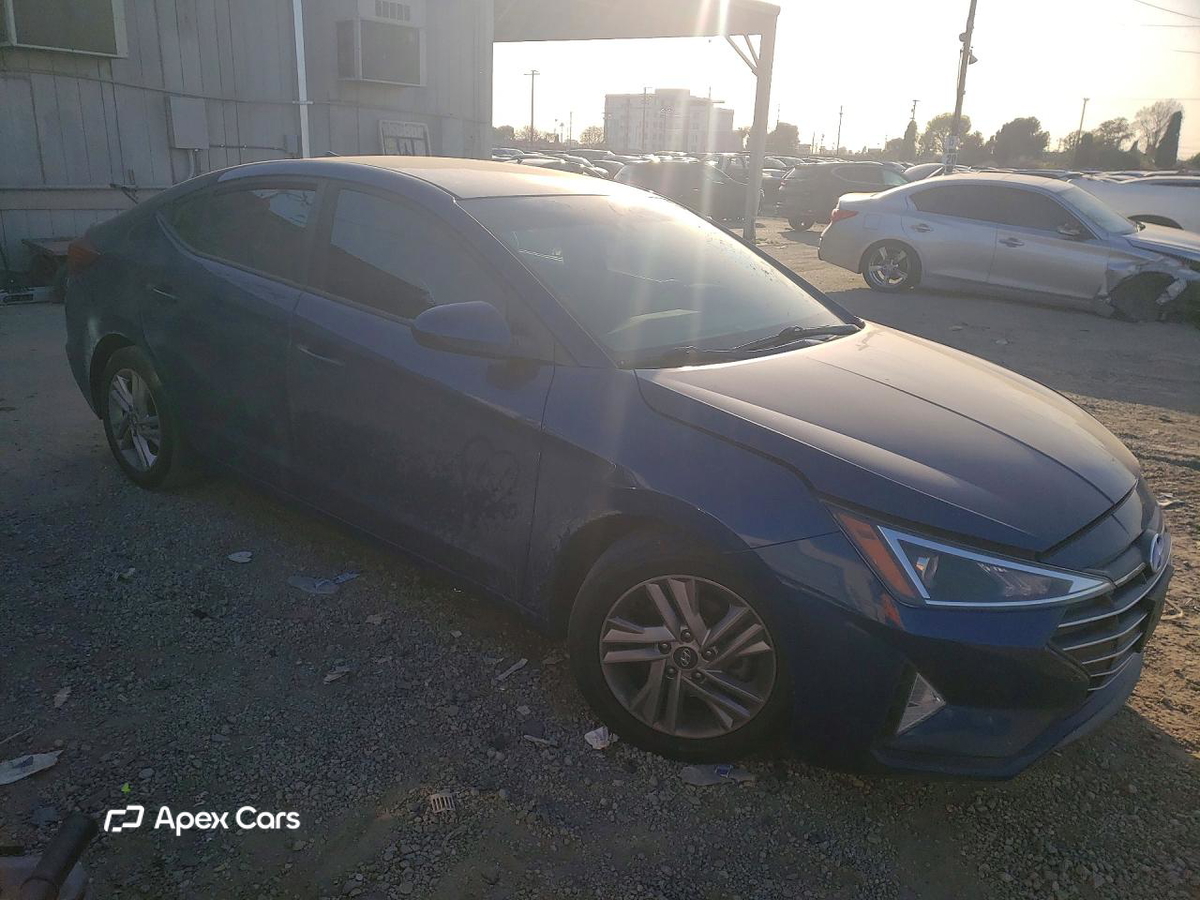 Hyundai Elantra 2020