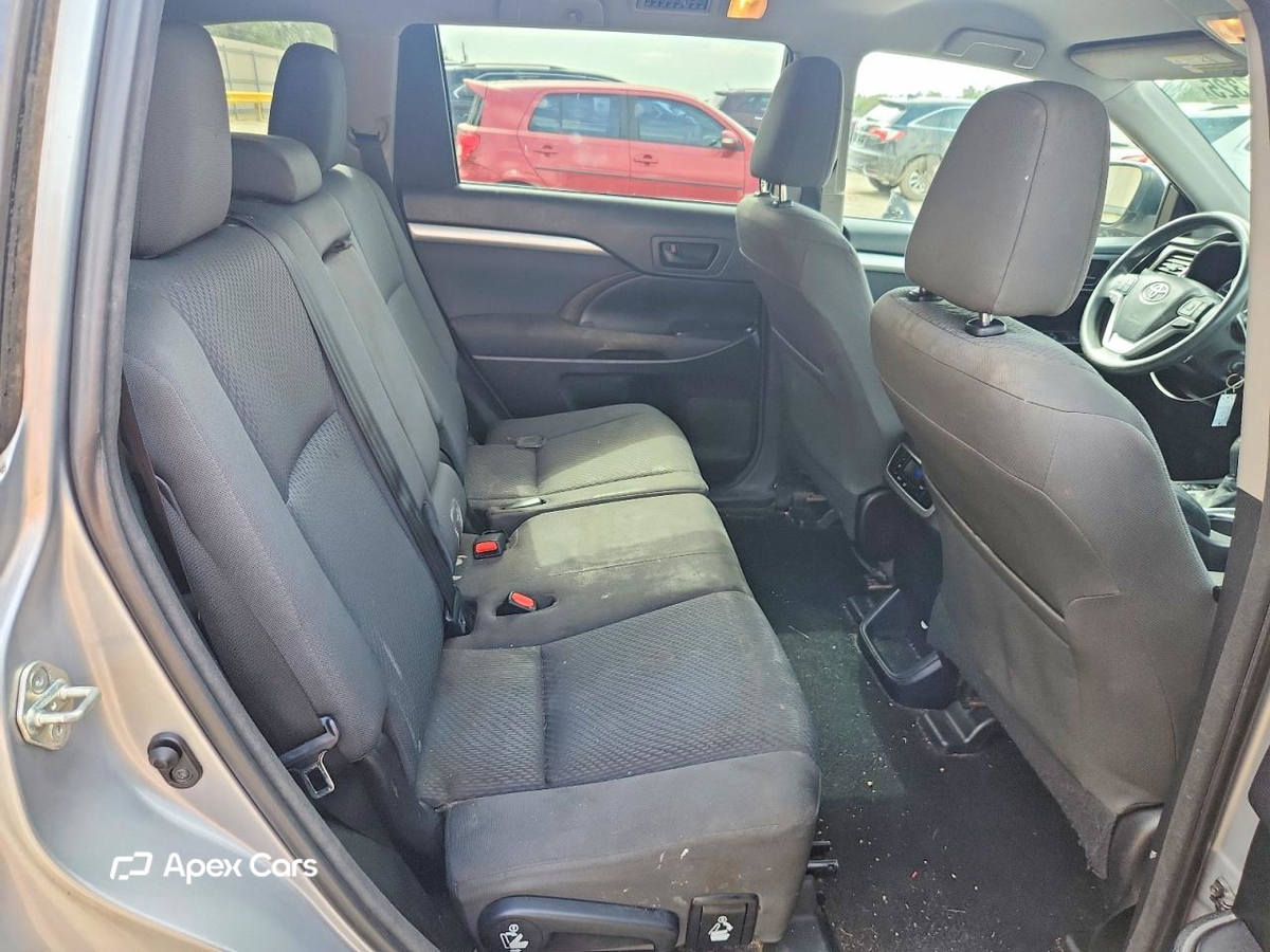 Toyota Highlander 2015