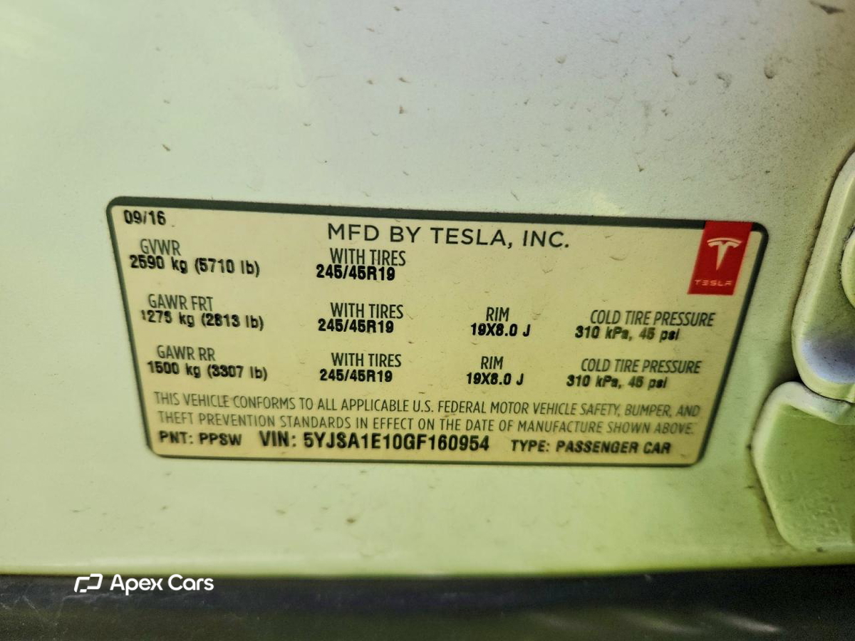 Tesla Model S 2016