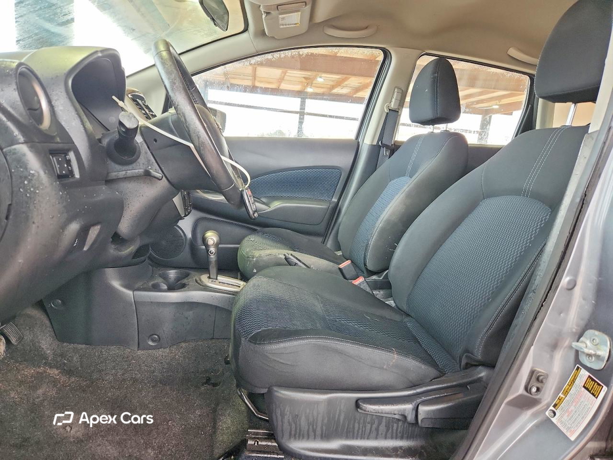 Nissan Versa 2016