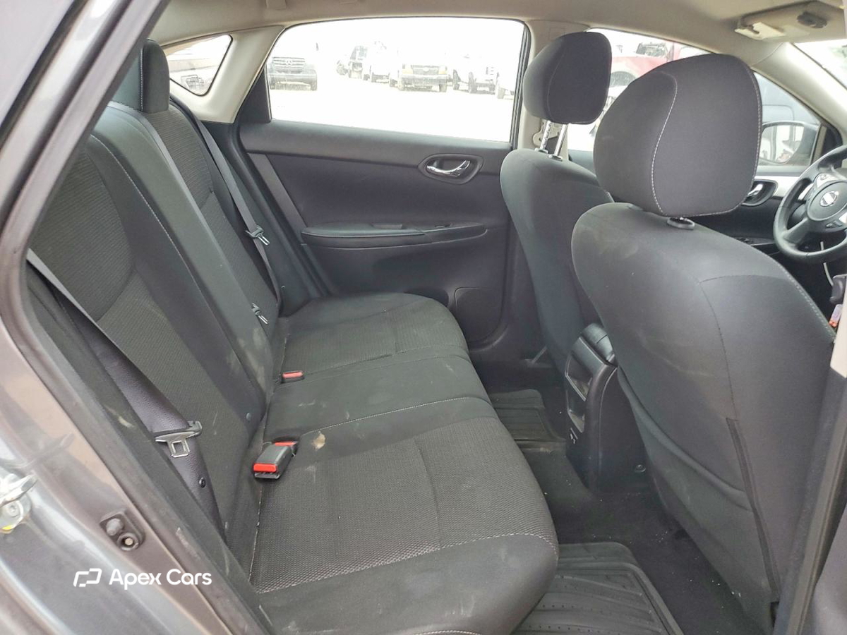 Nissan Sentra 2019