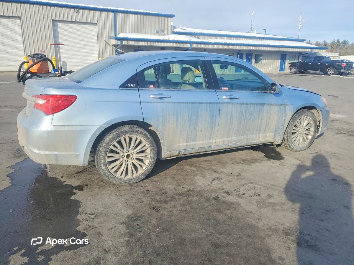 Chrysler 200 2012