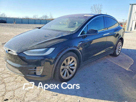 Tesla Model X 2016 - Image 1 of 12