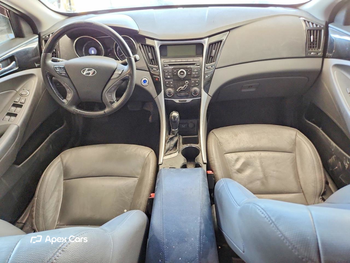 Hyundai Sonata 2011