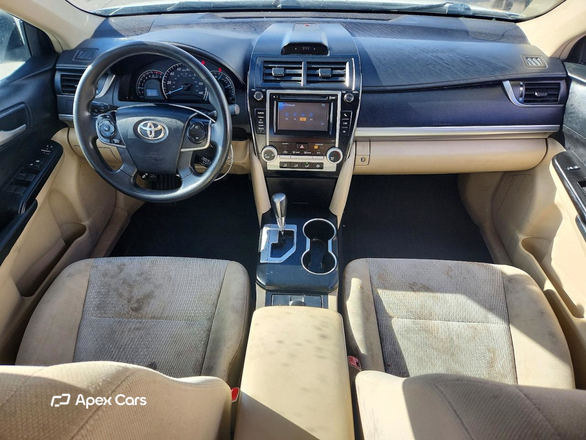 Toyota Camry 2012