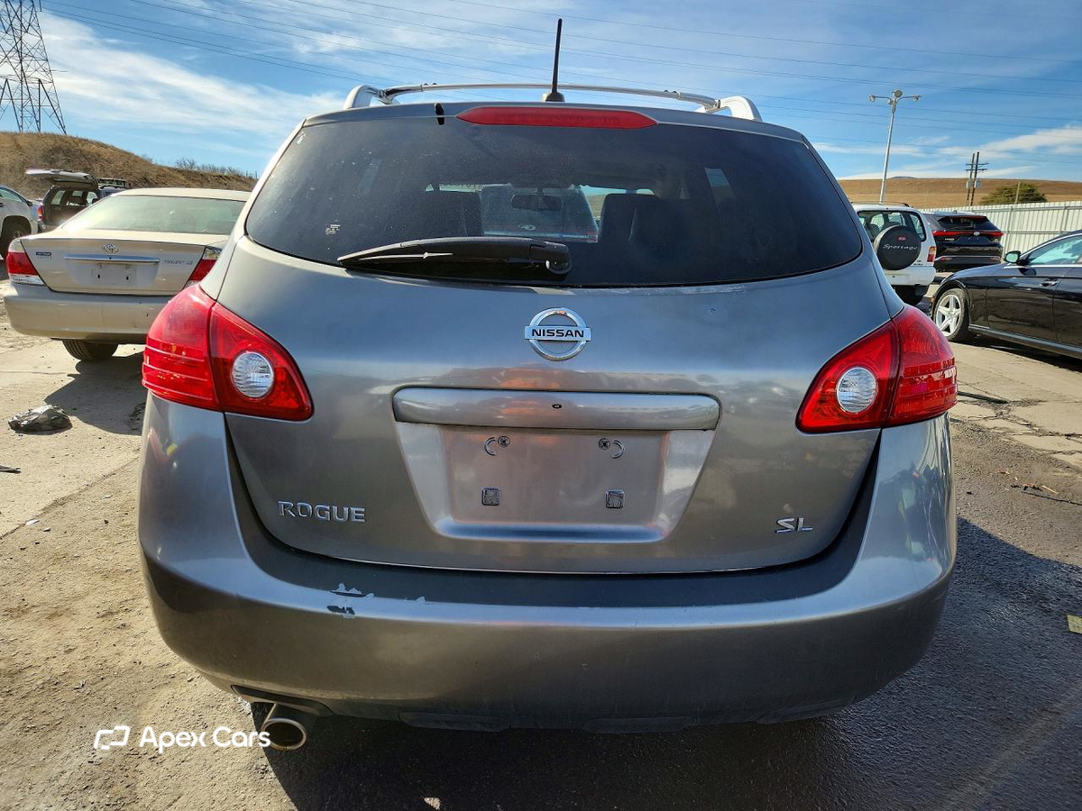 Nissan Rogue 2010