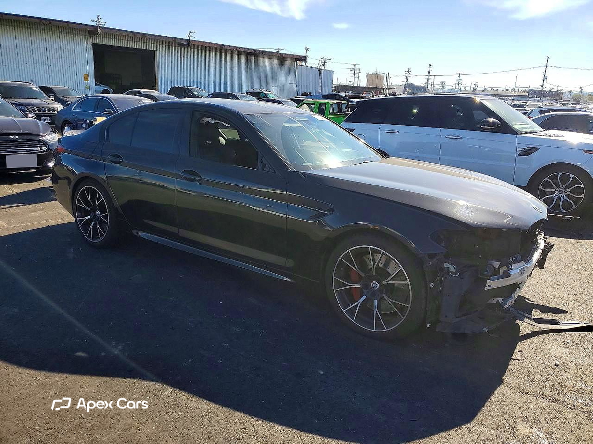 BMW M5 2021