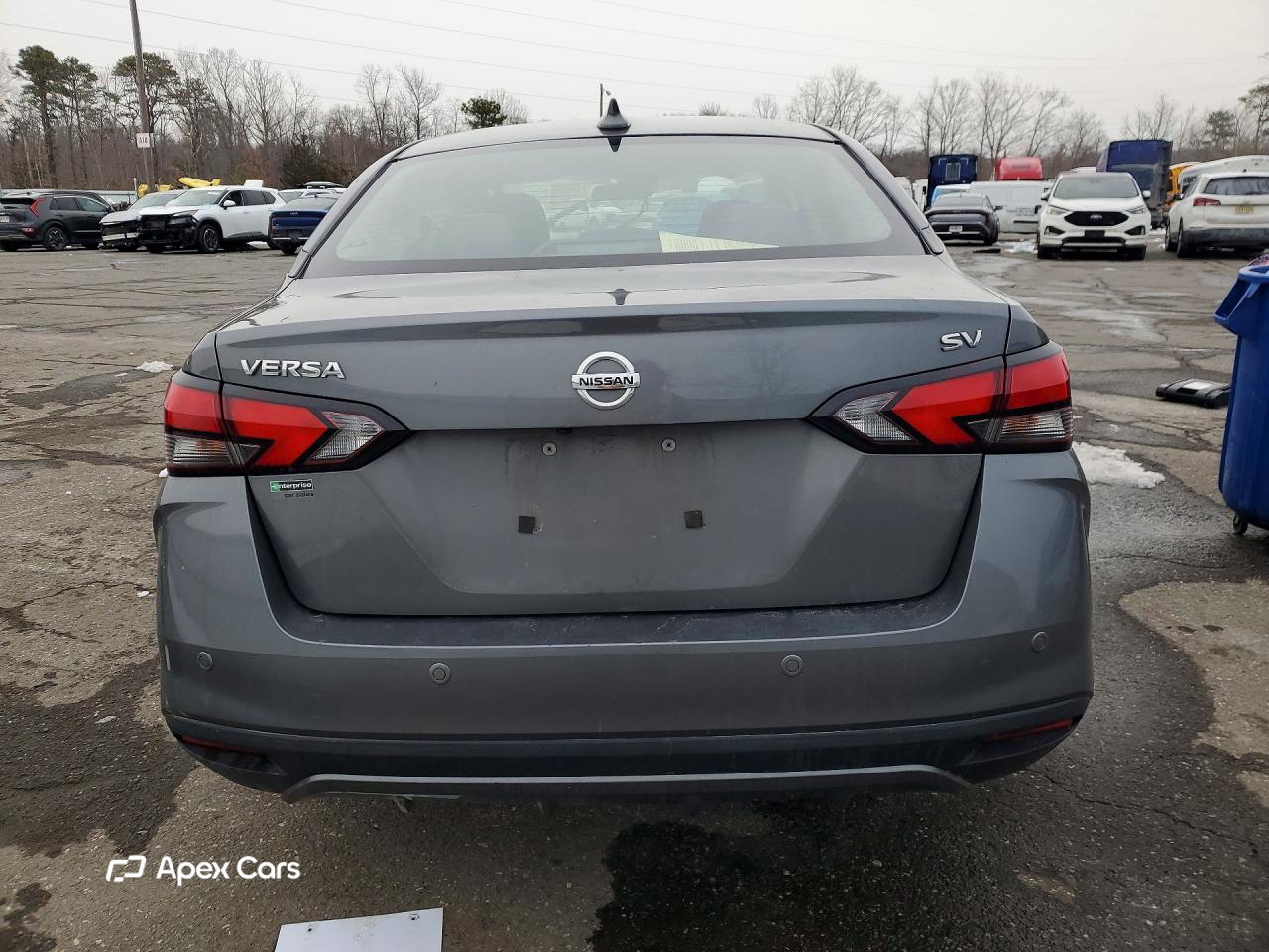 Nissan Versa 2021