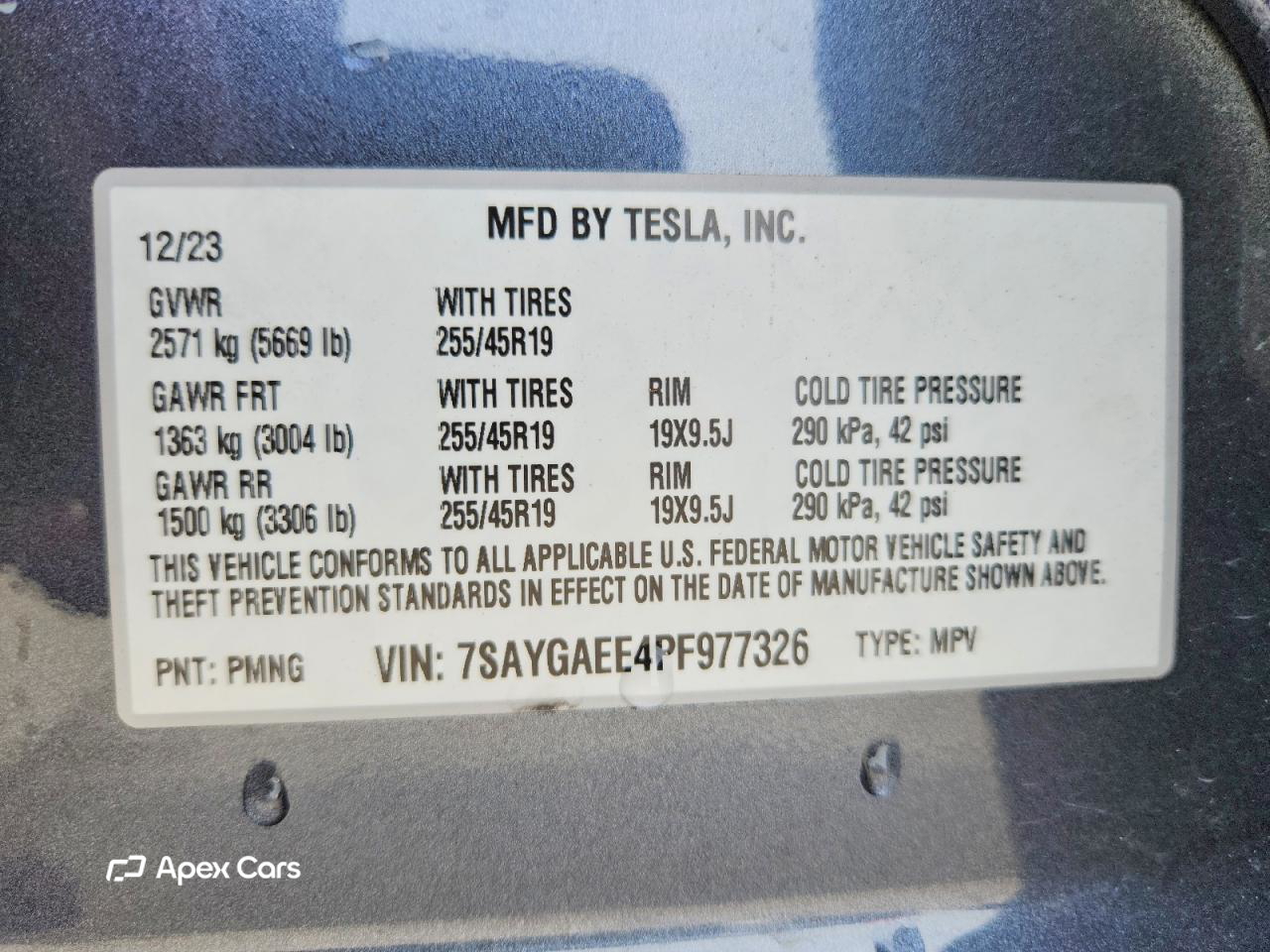 Tesla Model Y 2023