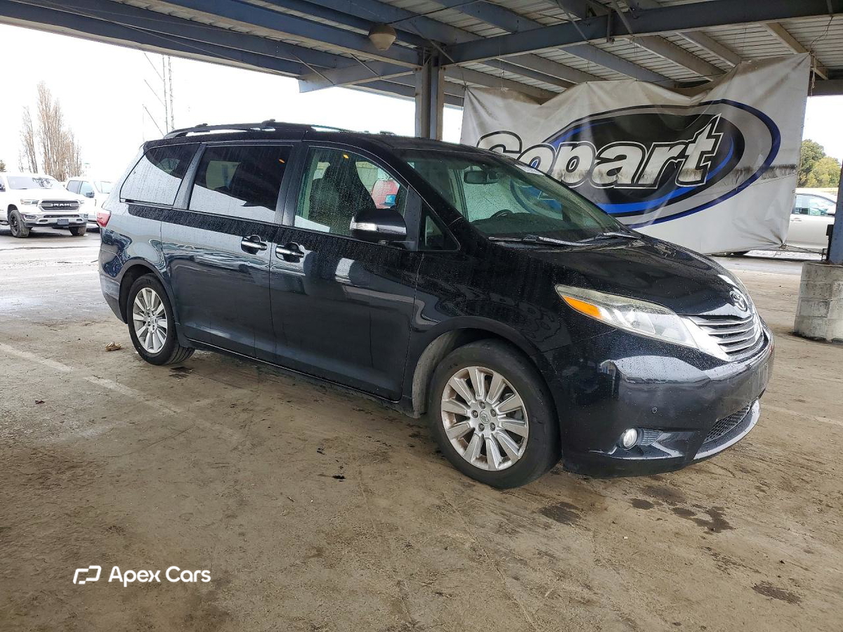 Toyota Sienna 2015