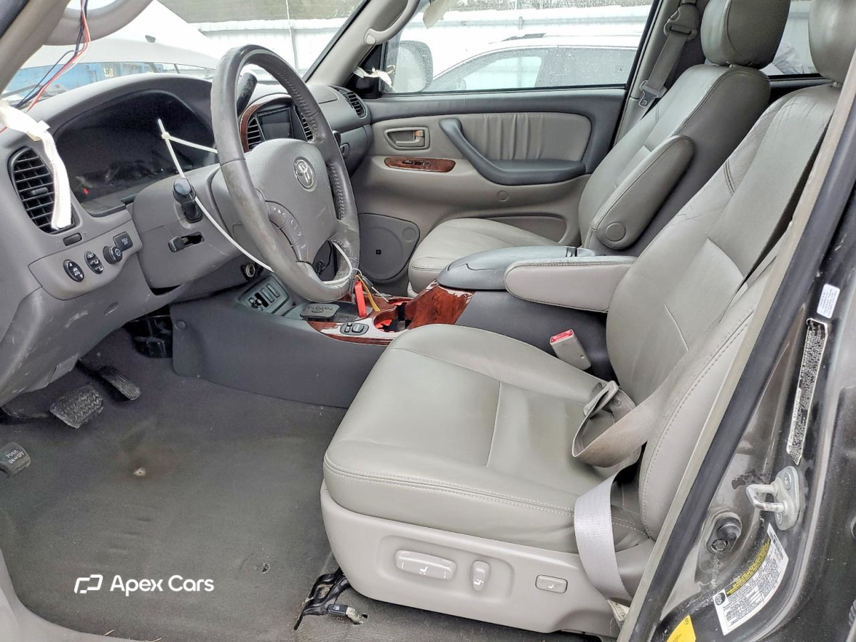 Toyota Sequoia 2006
