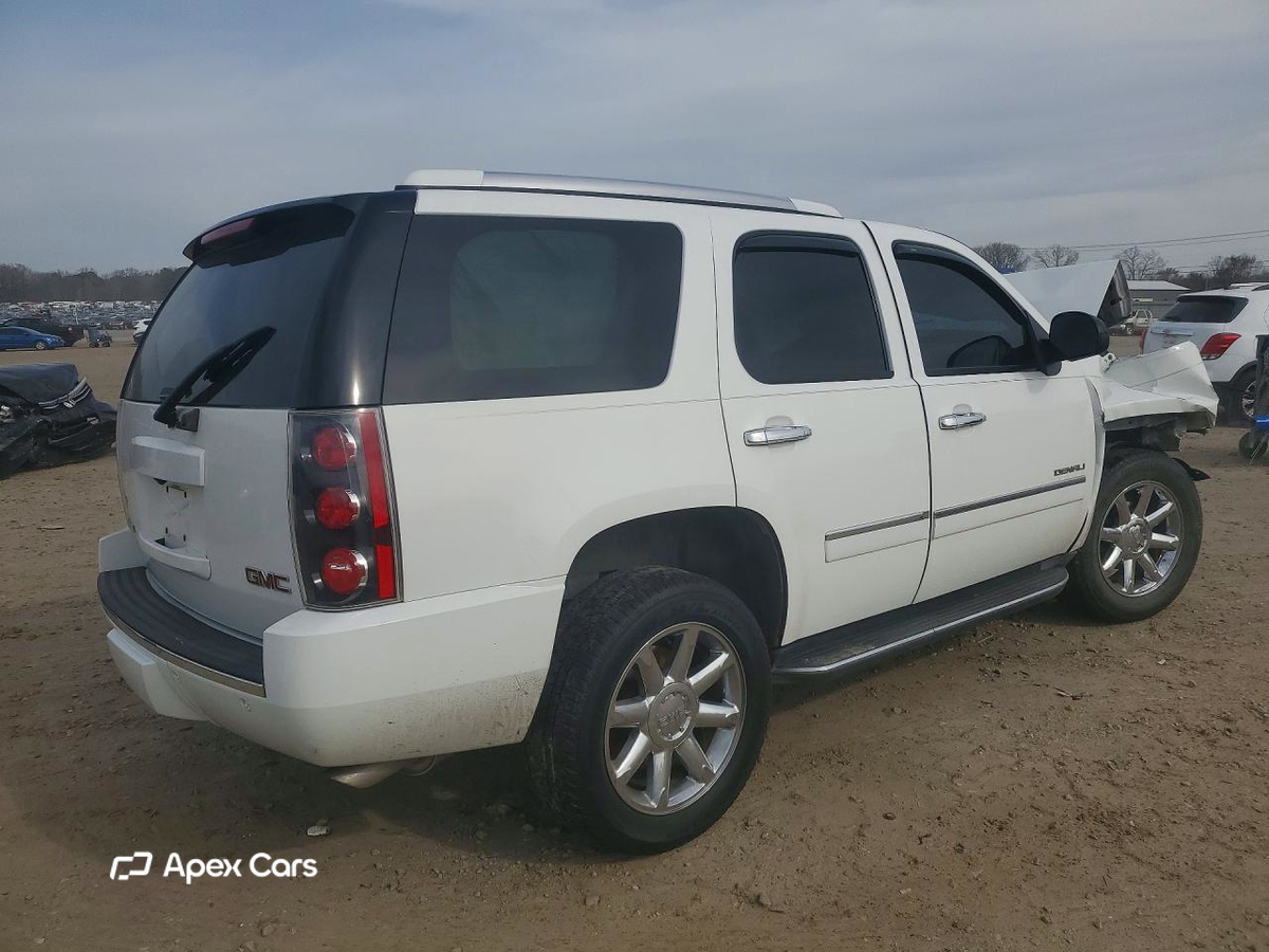 GMC Yukon 2013