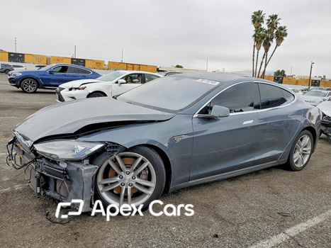 Tesla Model S 2014 - Image 1 of 14