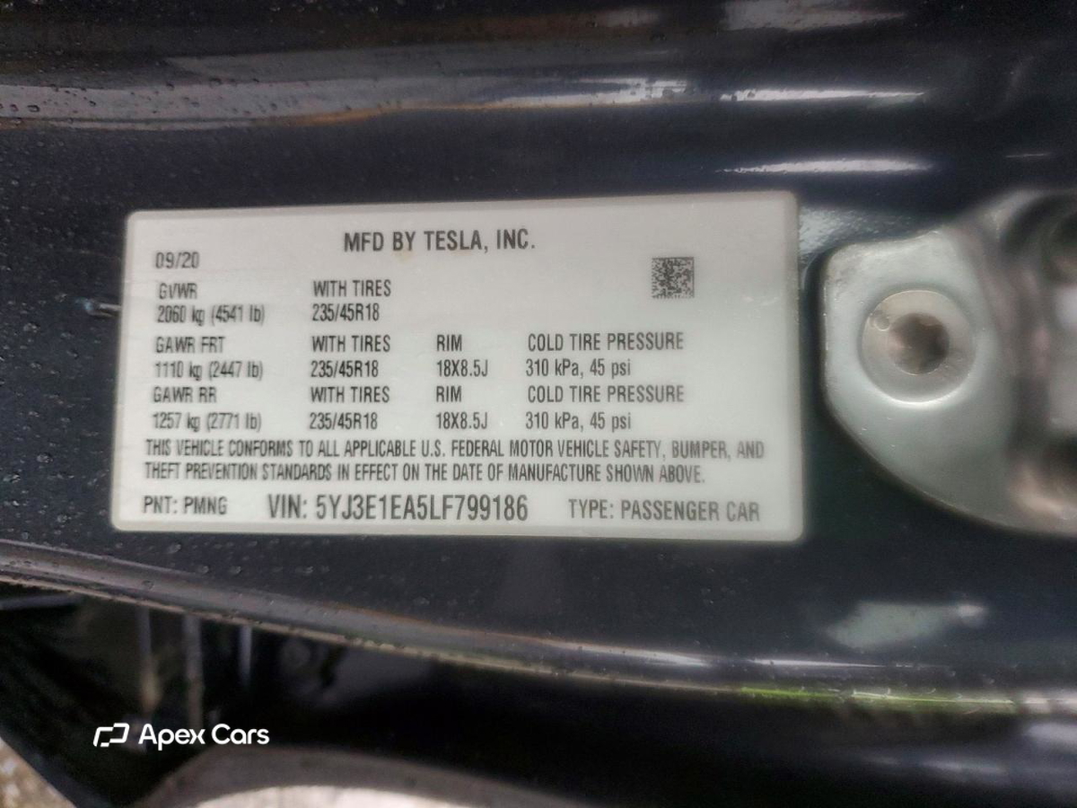 Tesla Model 3 2020