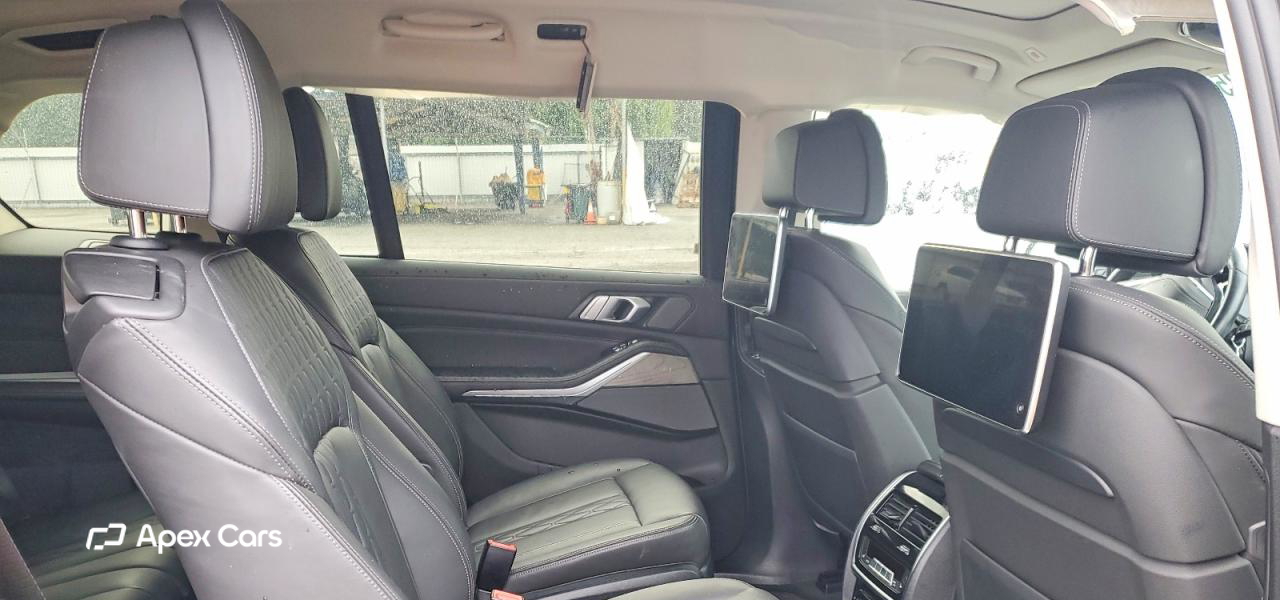 BMW X7 2019