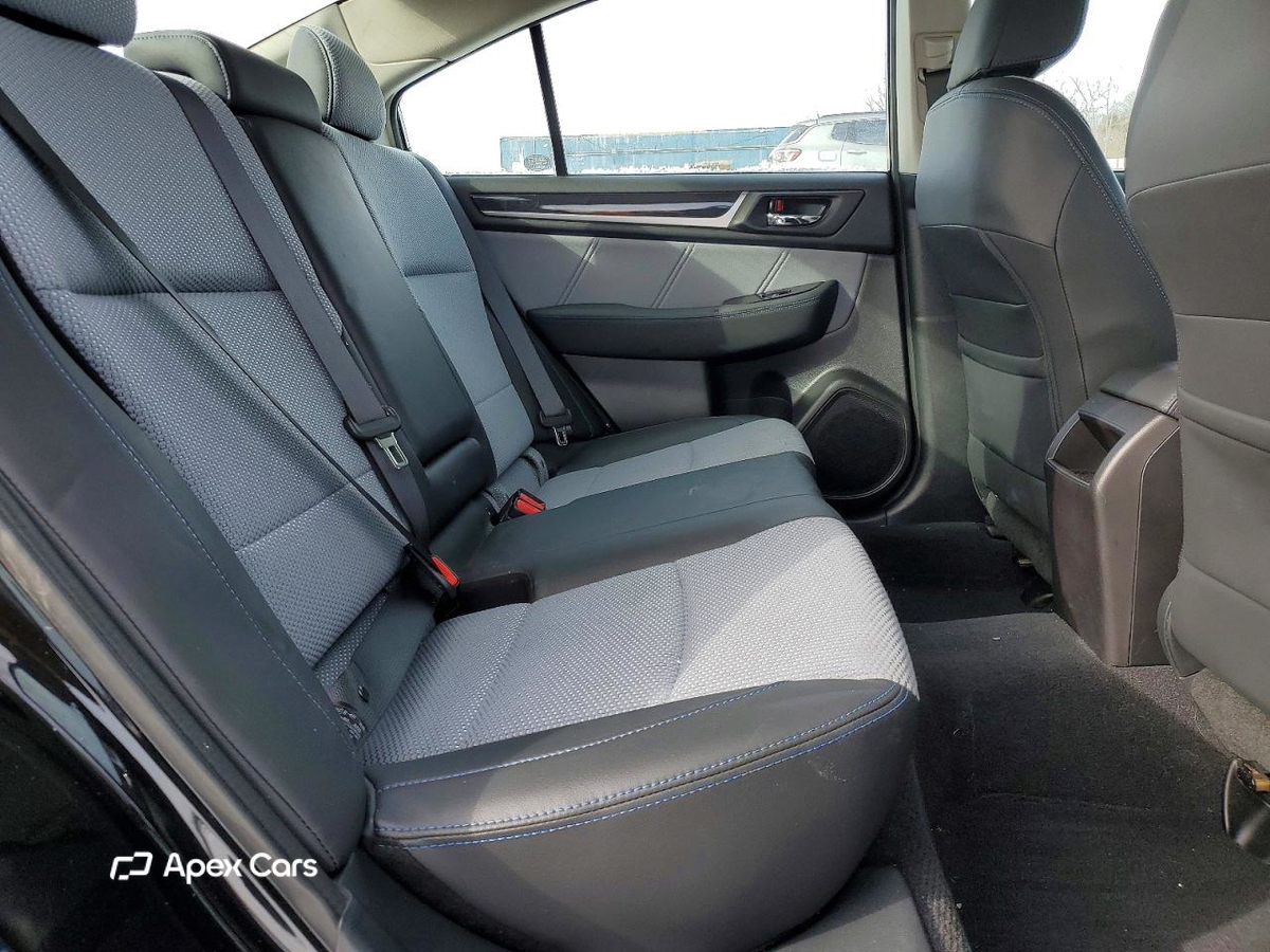 Subaru Legacy 2017