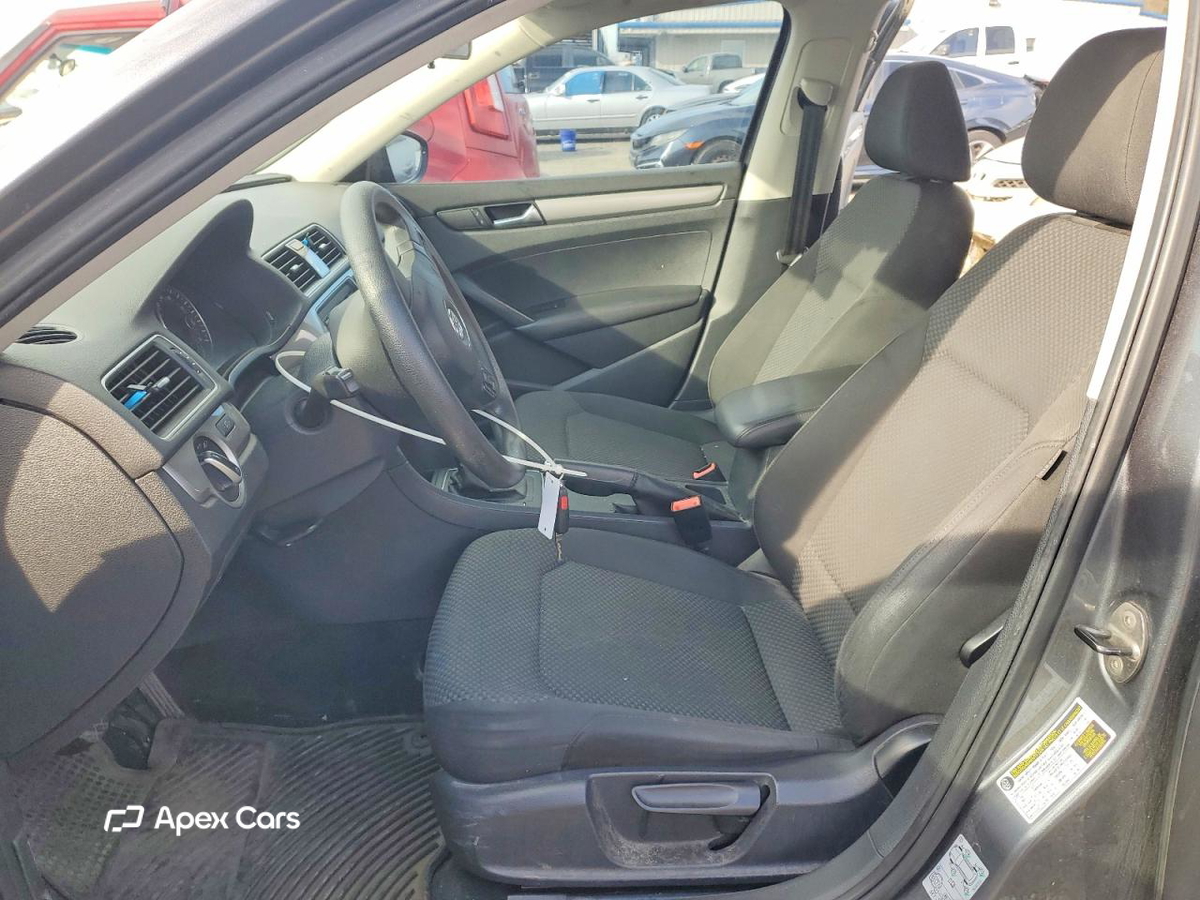 Volkswagen Passat 2012