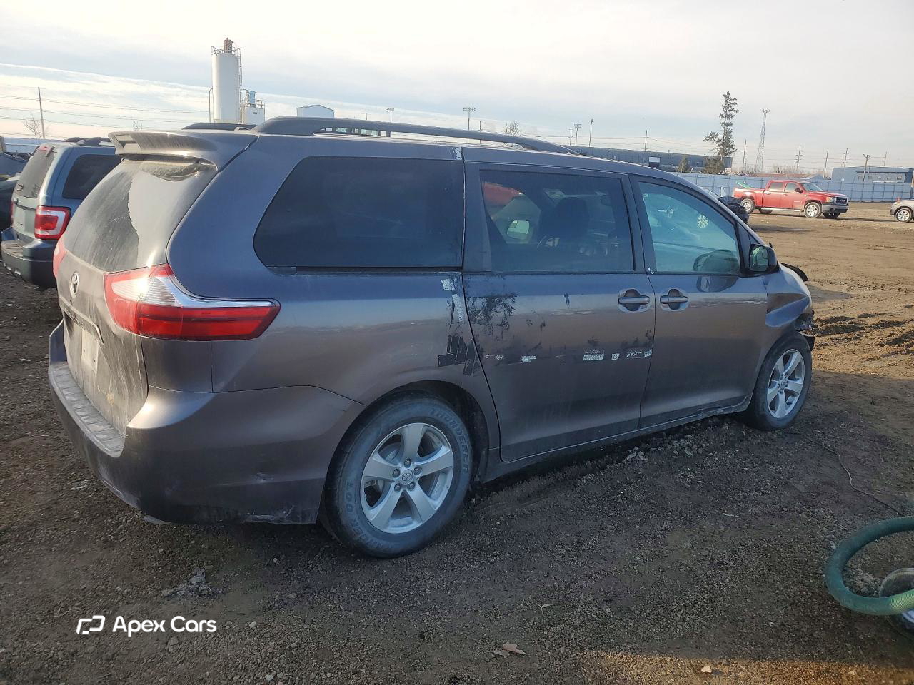 Toyota Sienna 2015