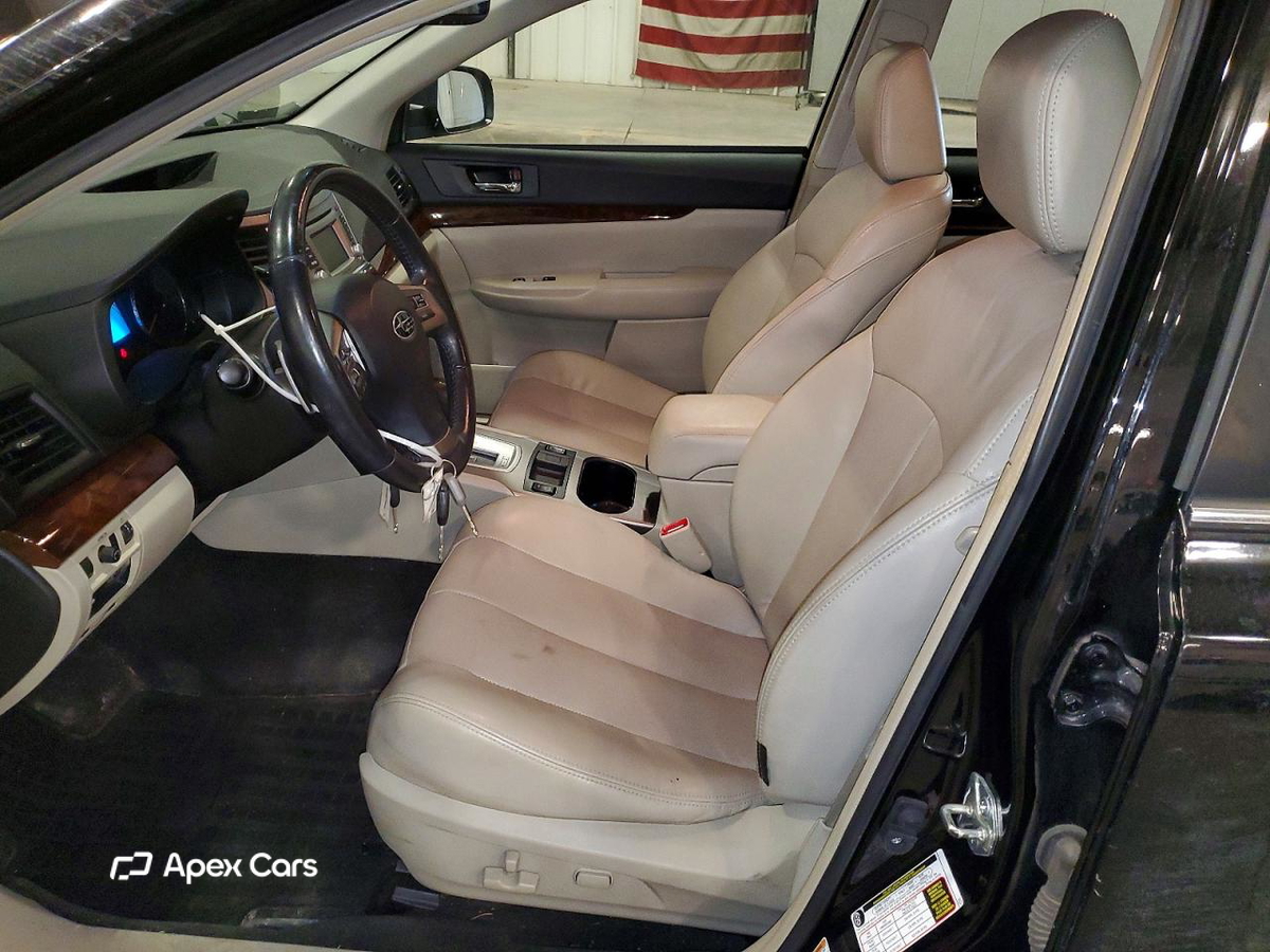 Subaru Legacy 2013