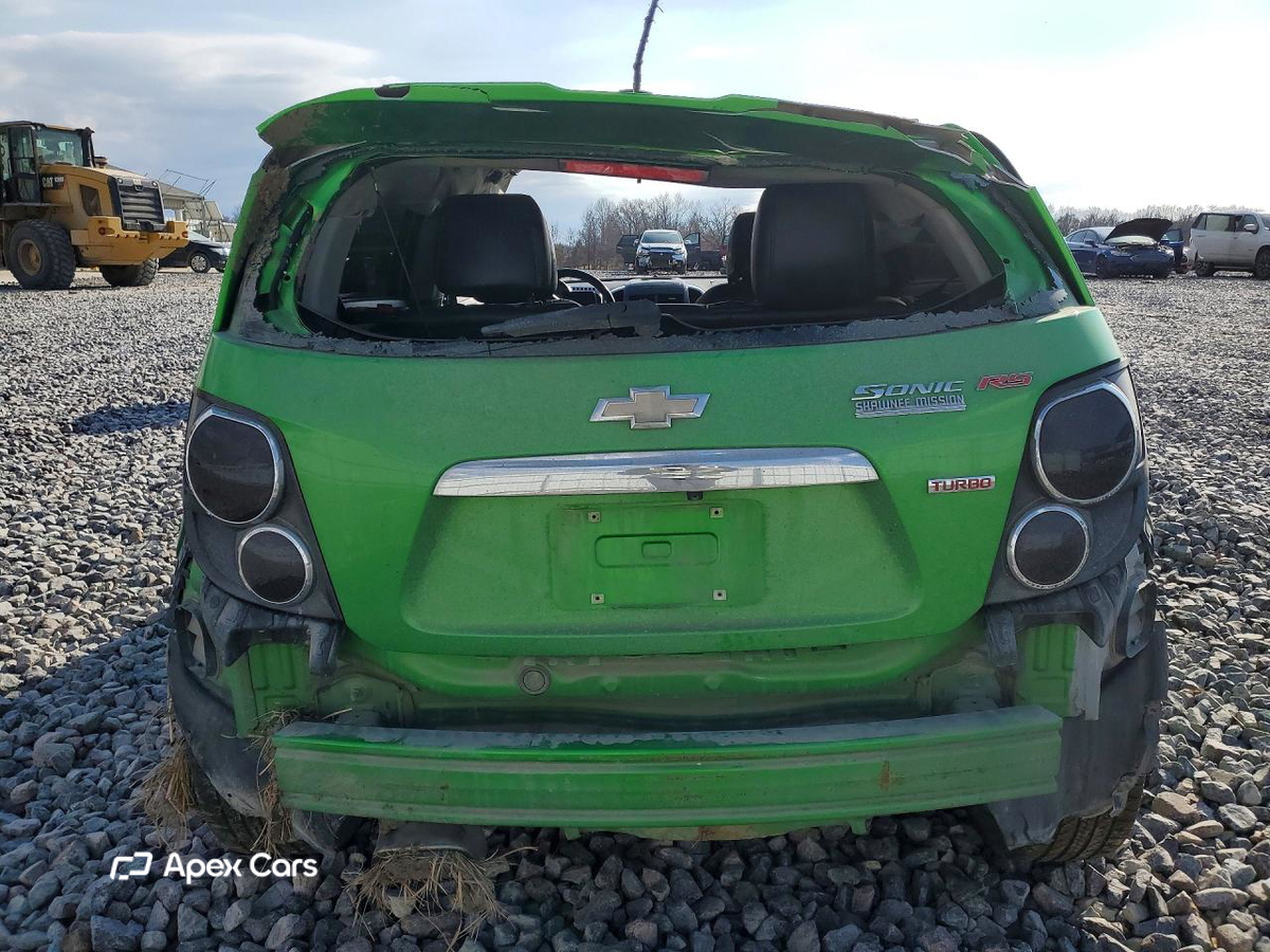 Chevrolet Sonic 2015