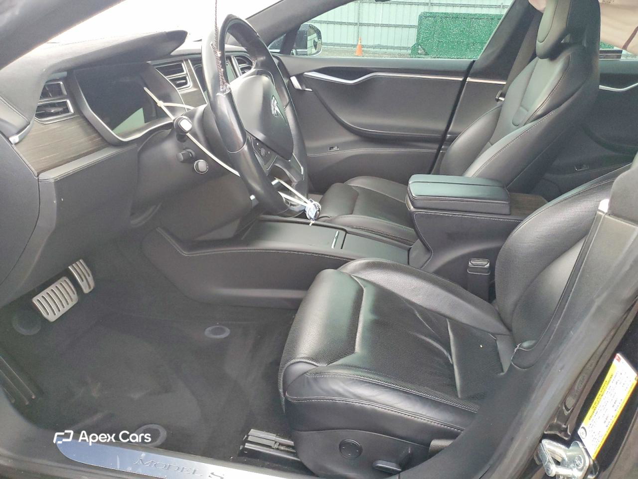 Tesla Model S 2016