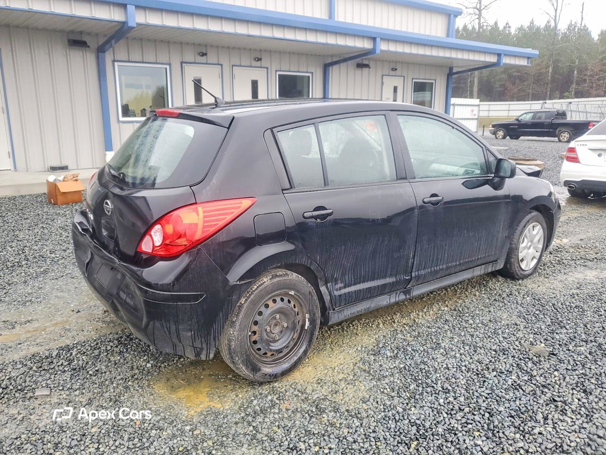 Nissan Versa 2012