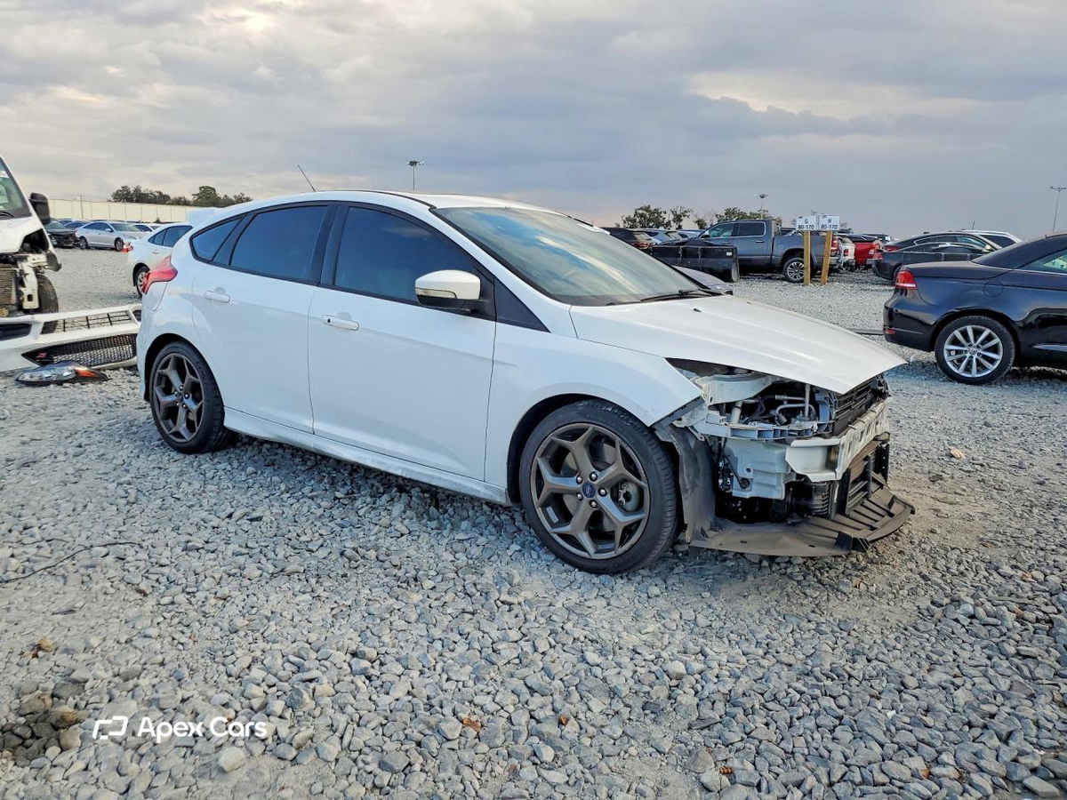 Ford Focus 2015