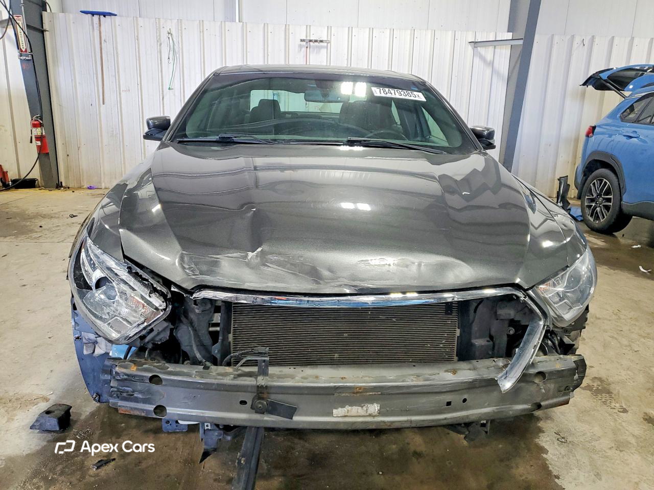 Ford Taurus 2016