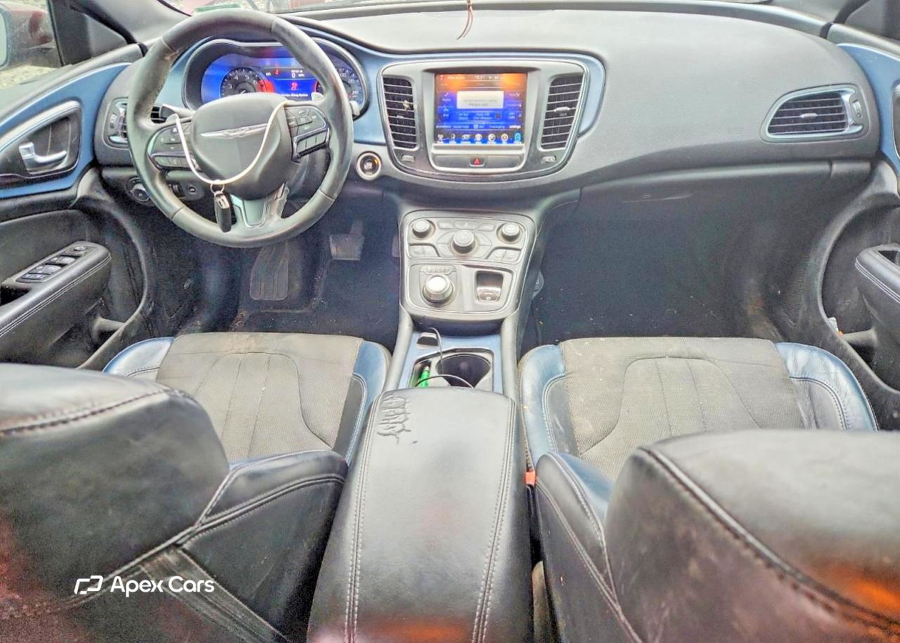Chrysler 200 2015