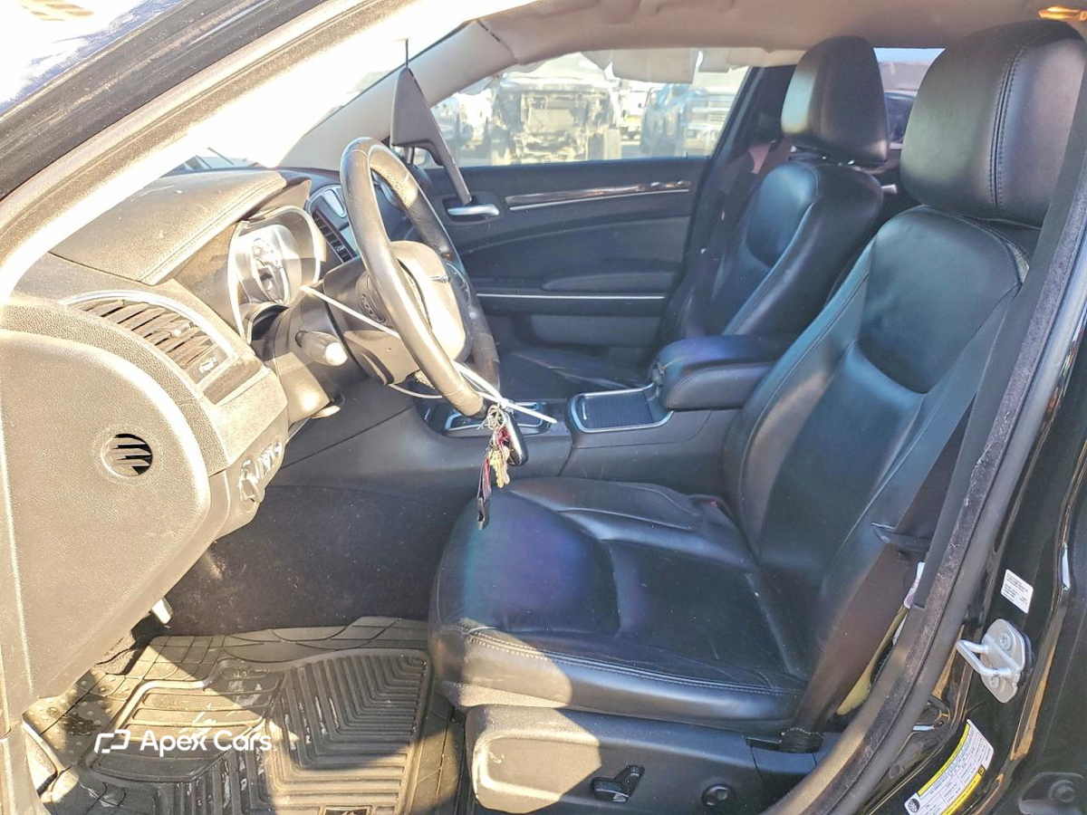 Chrysler 300 2019