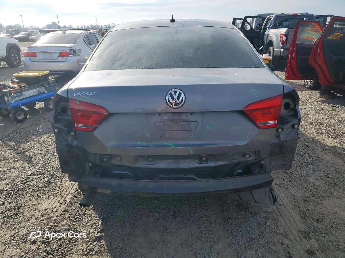 Volkswagen Passat 2012