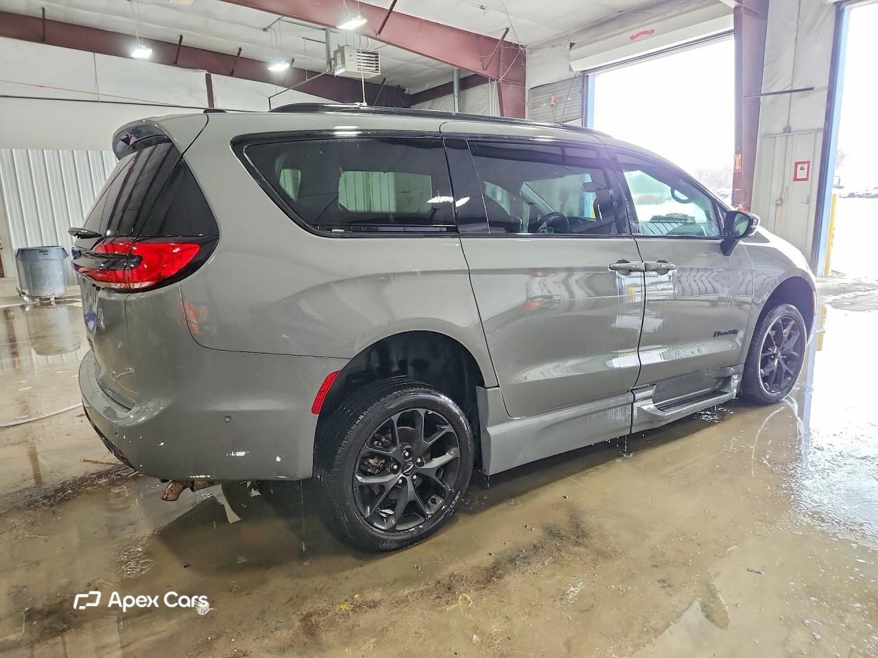 Chrysler Pacifica 2023