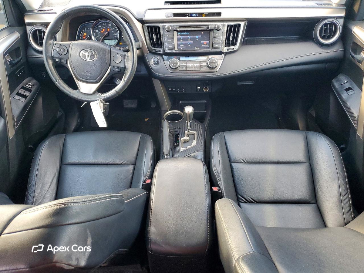 Toyota RAV 4 2015