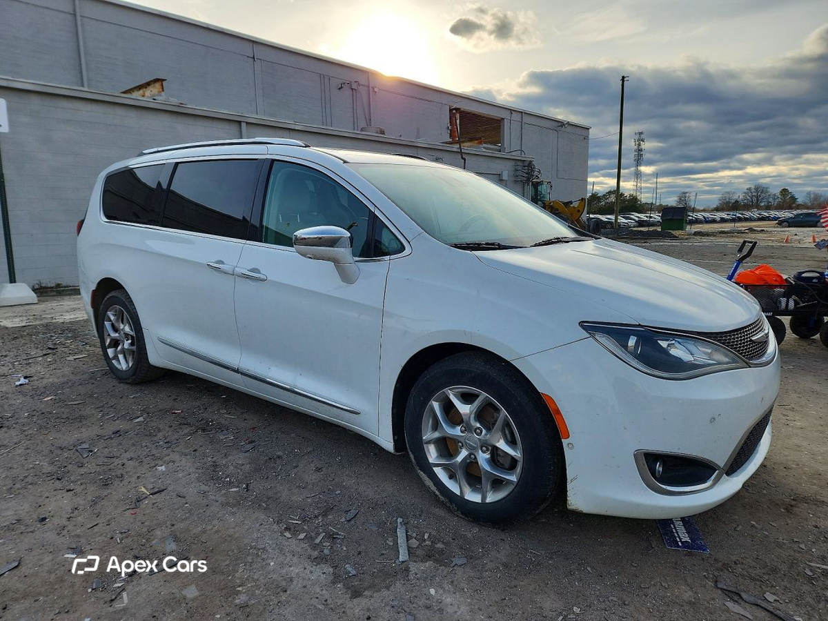 Chrysler Pacifica 2017