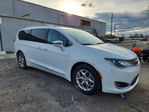 Chrysler Pacifica 2017