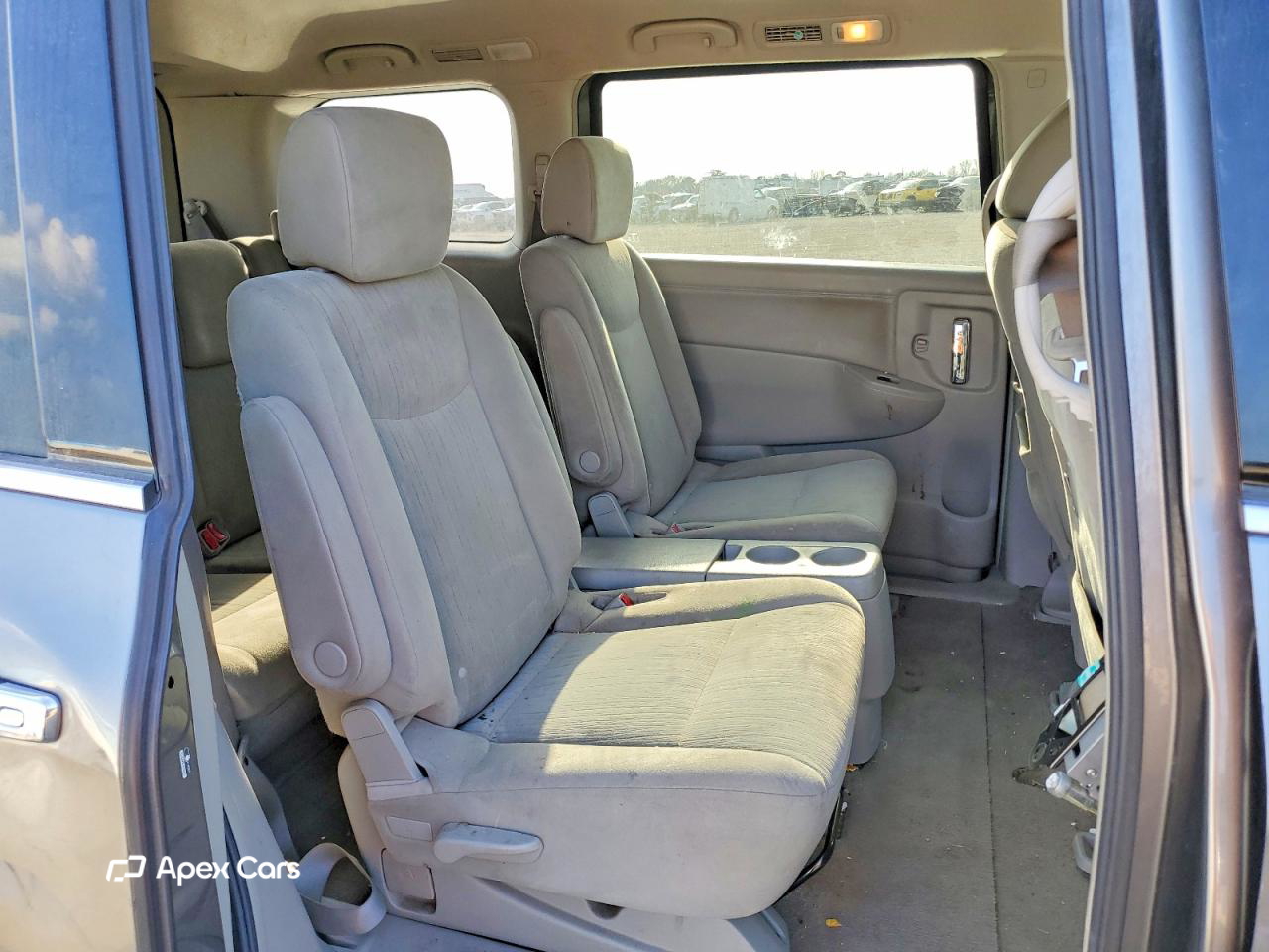 Nissan Quest 2015