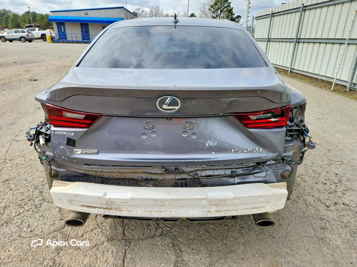 Lexus IS 2015