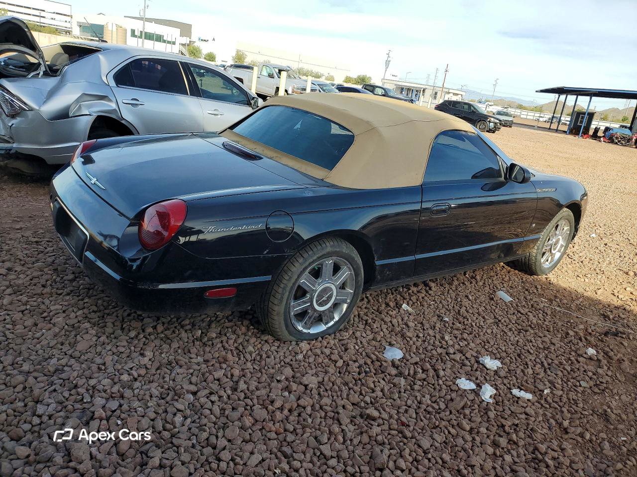 Ford Thunderbird 2004