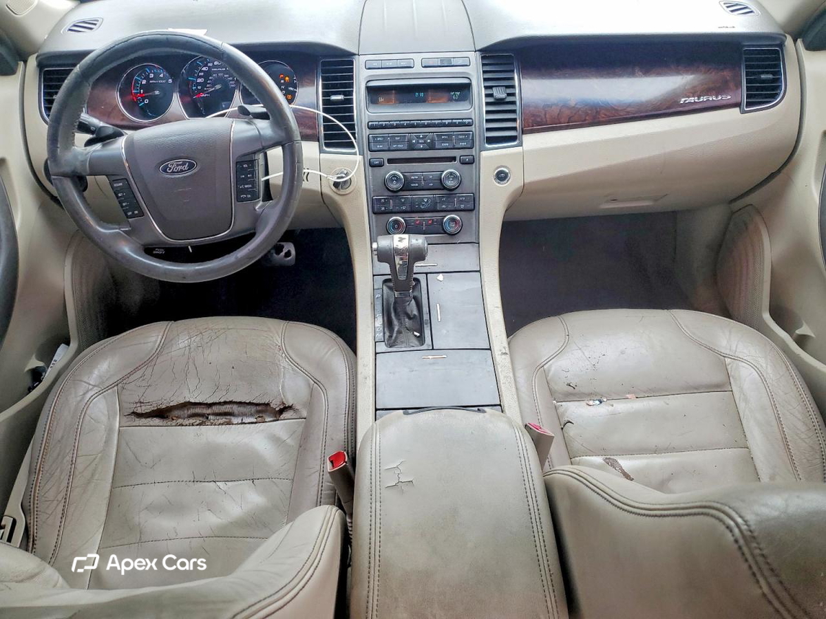 Ford Taurus 2012