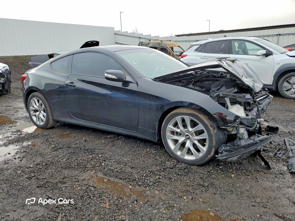 Hyundai Genesis 2013